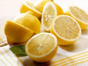 檸檬泡水越濃越好嗎？5個飲食誤區