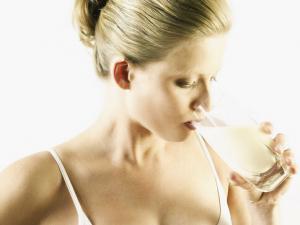 喉嚨發(fā)炎疼痛吃什么能緩解？蔬果幫你滅火