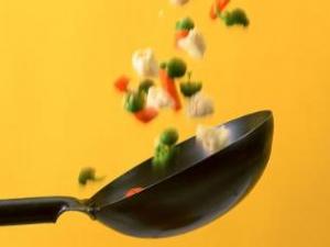 經常用電腦吃什么好?電腦一族如何健康飲食