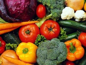 春節(jié)飲食：多吃蔬菜水果魚(yú)肉少吃脂肪糖和鹽