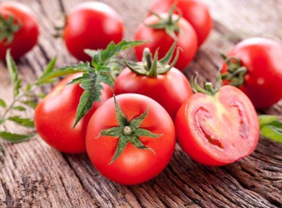 ?西紅柿是涼性的還是熱性的?西紅柿可以和菠菜一起吃嗎?