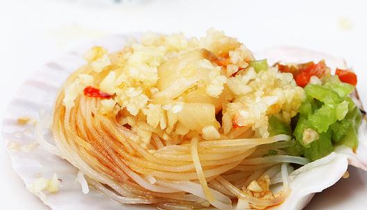 扇貝有股腥臭味正常嗎 扇貝一次最多能吃多少