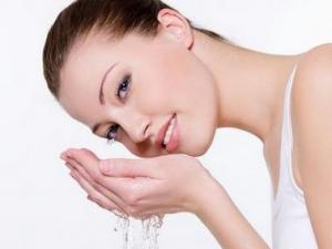 洗臉你真的洗干凈了嗎?洗臉最常見的9大錯誤