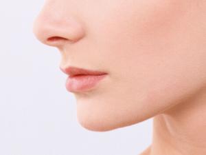 鼻子上的黑頭怎么去掉？鼻子上的黑頭能擠嗎？