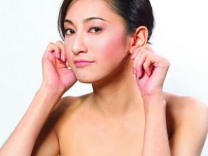 坐飛機(jī)耳朵疼怎么辦-為什么坐飛機(jī)耳朵疼?