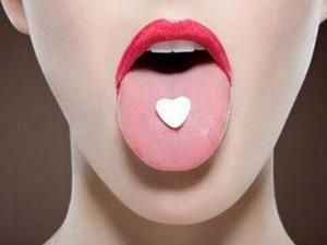 舌苔發白是怎么回事？舌苔發白的原因