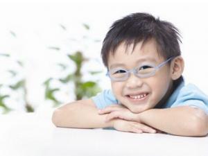 近視眼手術安全嗎?近視眼手術后遺癥