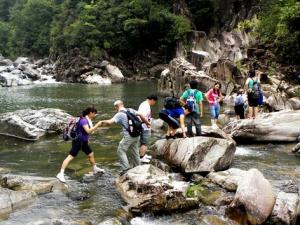 溯溪的技巧有哪些?溯溪的好處有哪些?