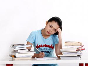 研究發現少吃一點有助于頭腦清醒