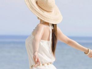 夏季補(bǔ)水養(yǎng)生最好喝白開(kāi)水-夏季喝水的講究