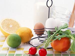 眼睛疲勞吃什么食物？如何補充維生素？