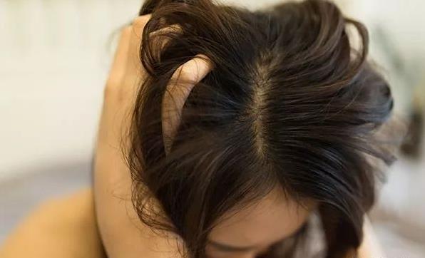 經(jīng)常熬夜的危害有多大 熬夜過后補一覺就能恢復嗎