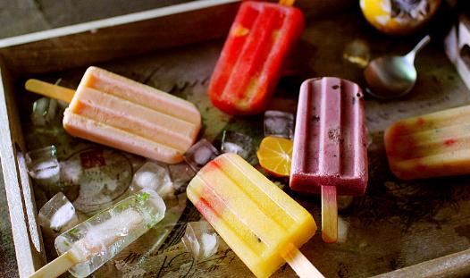 醫生建議感冒引起咽痛可以吃冰棒緩解 嗓子疼吃冰棍有好處嗎