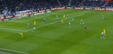 武磊成首位攻破巴薩球門的中國球員 西甲-武磊造紅牌+88分鐘絕平