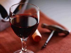 自帶酒水禮儀:餐廳自帶葡萄酒禮儀知多少