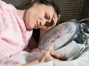 失眠了怎么治療?中醫四大高招巧妙治療失眠