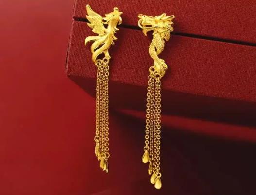 結(jié)婚三金是領(lǐng)證前買還是領(lǐng)證后買?結(jié)婚三金需要帶新娘去買嗎