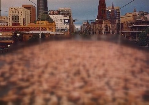 ʮf˼wȺ^ˇg(sh)M(jn)еcɫQoP(gun)ϵ