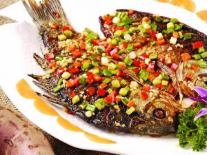 哺乳期可以吃鯽魚(yú)嗎?鯽魚(yú)的做法