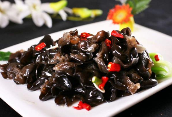 坐月子可以吃木耳嗎?產婦坐月子能不能吃木耳