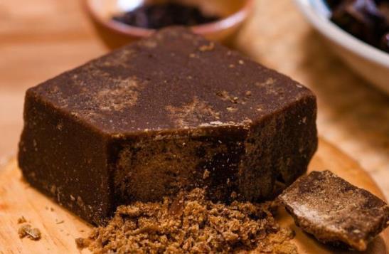 紅糖長白毛還能吃嗎?順產(chǎn)多久可以喝紅糖水?