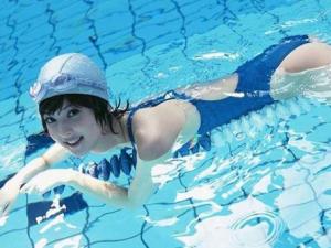 游泳后清洗四處：眼睛、鼻子、女性私處、口腔