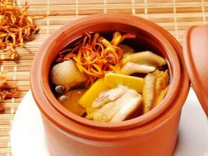 煲湯需要注意什么？煲湯搭配要適宜