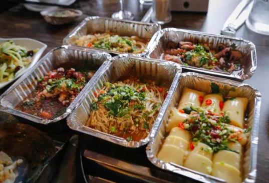 烤箱錫紙是放烤盤上面還是下面?烤箱錫紙是用正面還是反面?