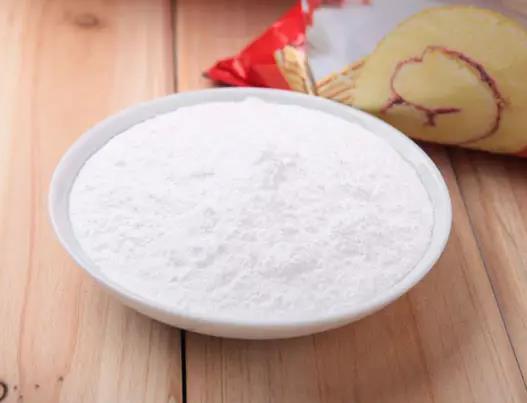 泡打粉放到面粉里為什么會起疙瘩?酵母與泡打粉能共用嗎