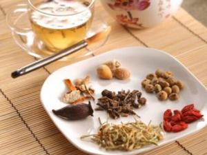 養生中藥零食該怎么吃?吃阿膠棗的好處