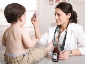 如何給嬰兒喂藥？小孩喂藥妙招