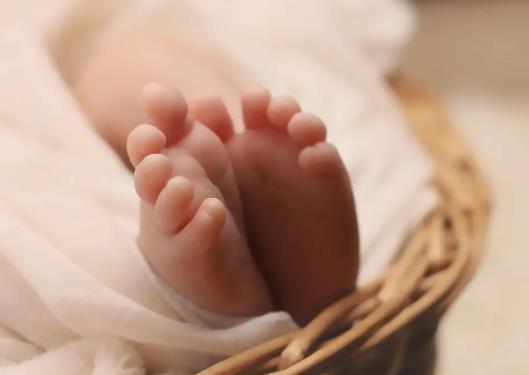 寶寶吐奶有痰怎么辦?寶寶吐奶之后偶爾會有咳嗽怎么回事