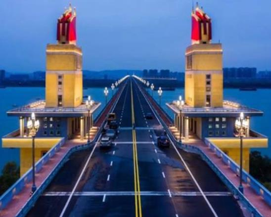 南京十大適合拍照的地方,夫子廟秦淮風光帶有意境、玄武湖十分浪漫