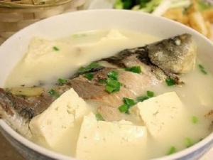 喝鯽魚(yú)湯有什么功效?鯽魚(yú)的營(yíng)養(yǎng)價(jià)值