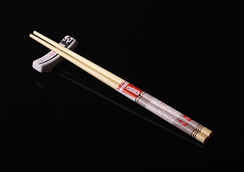 醋沖洗筷子能消毒?筷子如何清洗才安全?