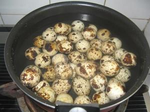 如何煮鵪鶉蛋?鵪鶉蛋要煮多久