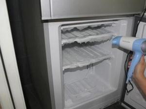 冰箱結(jié)霜怎么辦?快速給冰箱除霜辦法