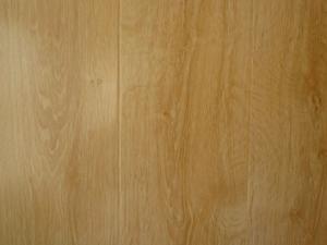 木質(zhì)地板如何保養(yǎng)？愛護(hù)木地板應(yīng)注意6個(gè)事項(xiàng)