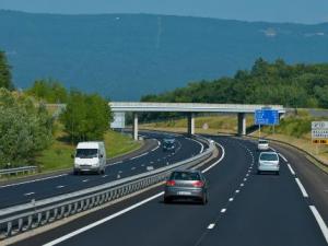 ?2015年節(jié)假日全國高速公路免費時間一覽表