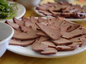 寶寶喂養(yǎng)誤區(qū):多吃肝臟補(bǔ)充維生素A