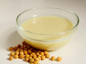 空腹喝豆?jié){對(duì)健康的影響-喝豆?jié){的誤區(qū)