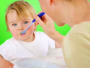 腸胃有病不能吃什么?光喝牛奶會傷胃