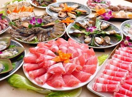 水族箱的海鮮≠新鮮 餐廳絕不會告訴你的9件事