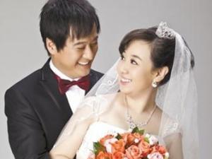 姬云飛個人資料照片年齡，姬云飛比關凌大幾歲