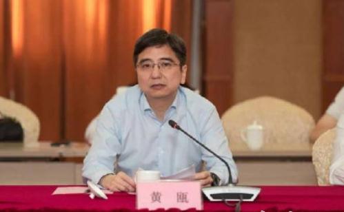 上海電氣總裁黃甌去世是跳樓自殺嗎 上海電氣黃甌照片