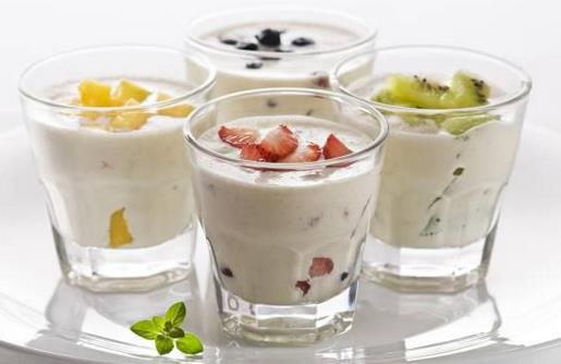 酸奶不能和什么一起吃？喝酸奶的誤區(qū)知多少