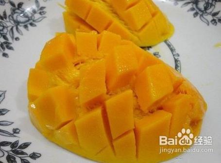 芒果怎么吃？芒果怎樣剝皮？芒果剝皮方法