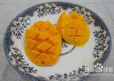 芒果怎么吃？芒果怎樣剝皮？芒果剝皮方法