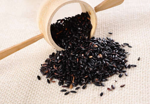 產后補血吃什么?黑米最適合孕婦產婦