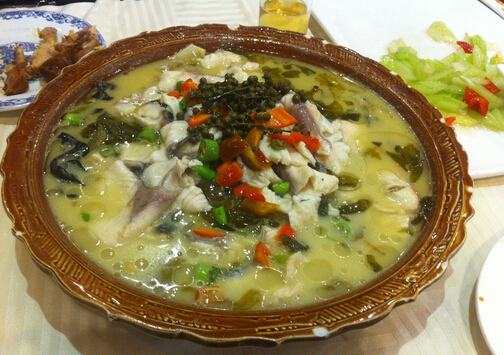 “酸菜魚100%致胃癌”的說法不靠譜